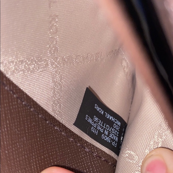 Michael Kors Wristlet - Picture 8 of 10